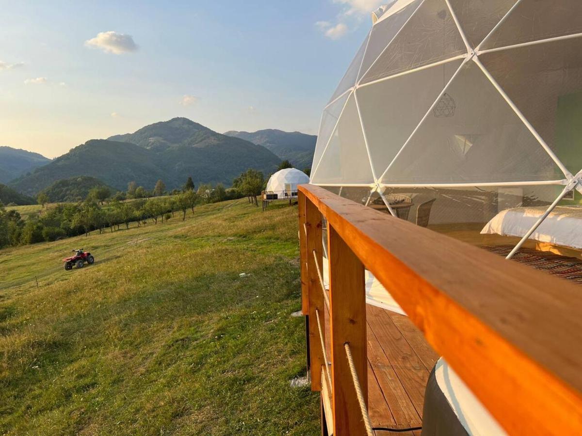 Starry Dome - Manta'S Retreat Glamping Cornereva Hotel Exterior foto