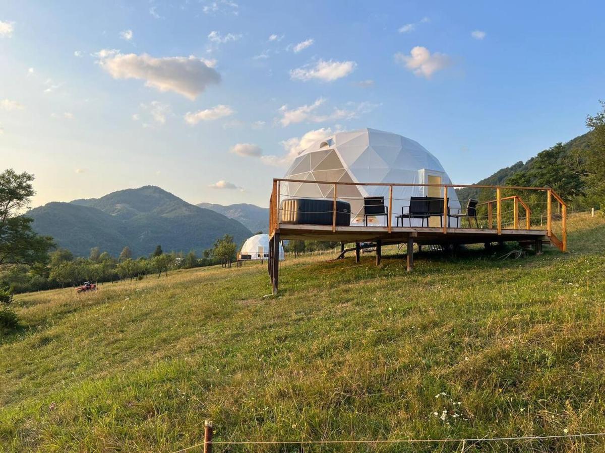 Starry Dome - Manta'S Retreat Glamping Cornereva Hotel Exterior foto