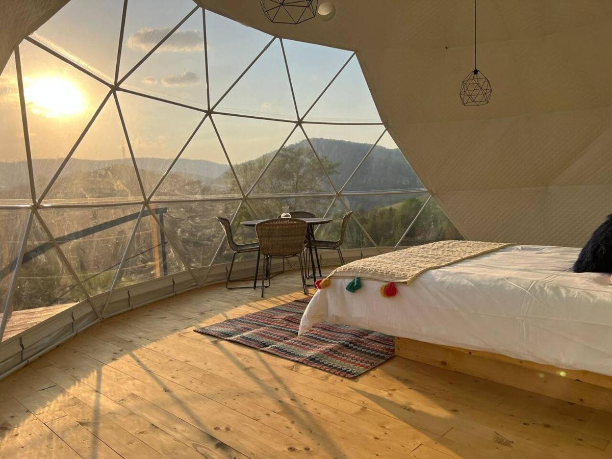 Starry Dome - Manta'S Retreat Glamping Cornereva Hotel Exterior foto