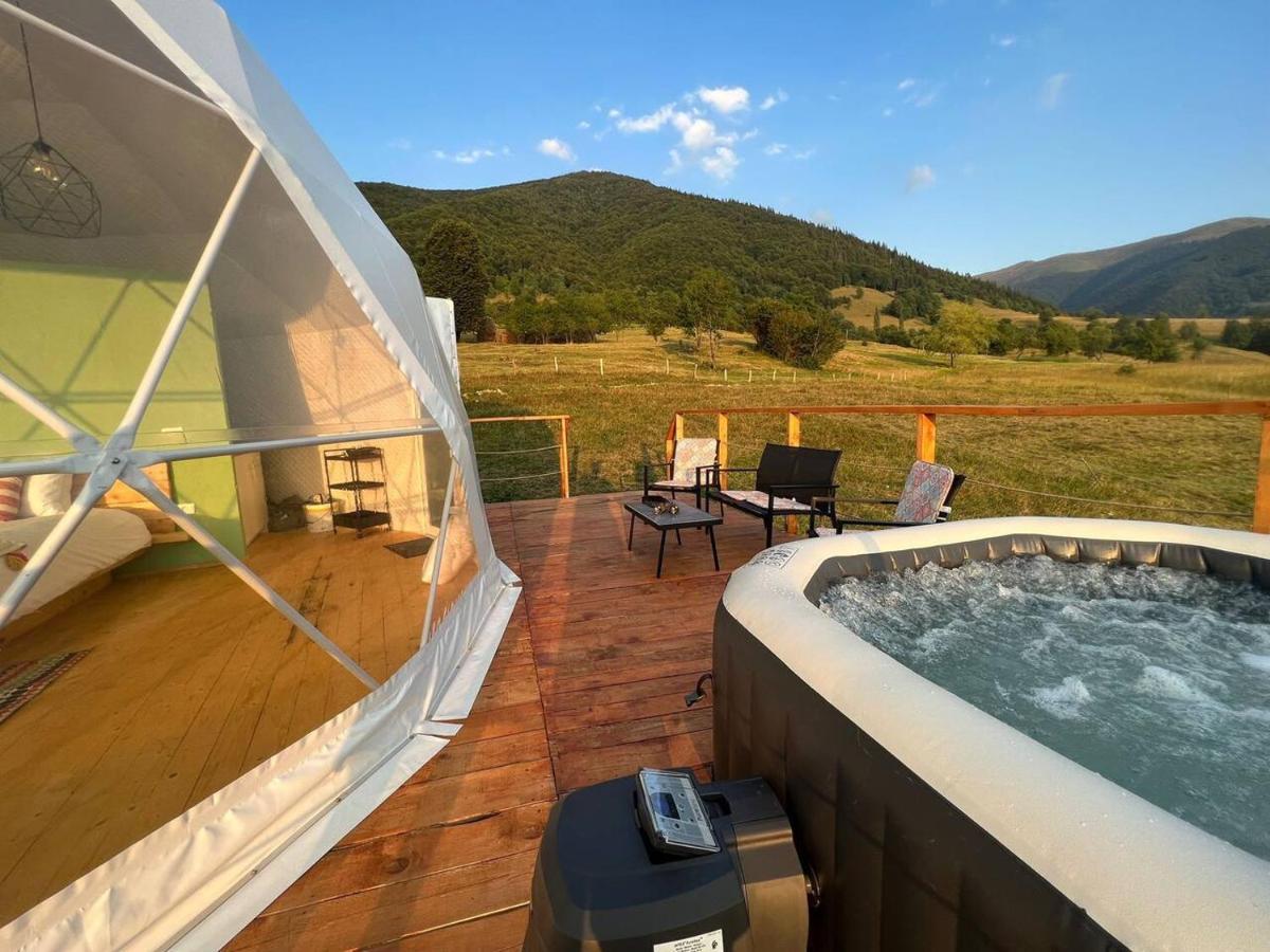 Starry Dome - Manta'S Retreat Glamping Cornereva Hotel Exterior foto