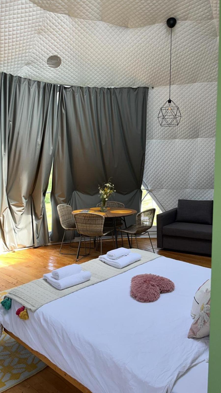 Starry Dome - Manta'S Retreat Glamping Cornereva Hotel Exterior foto