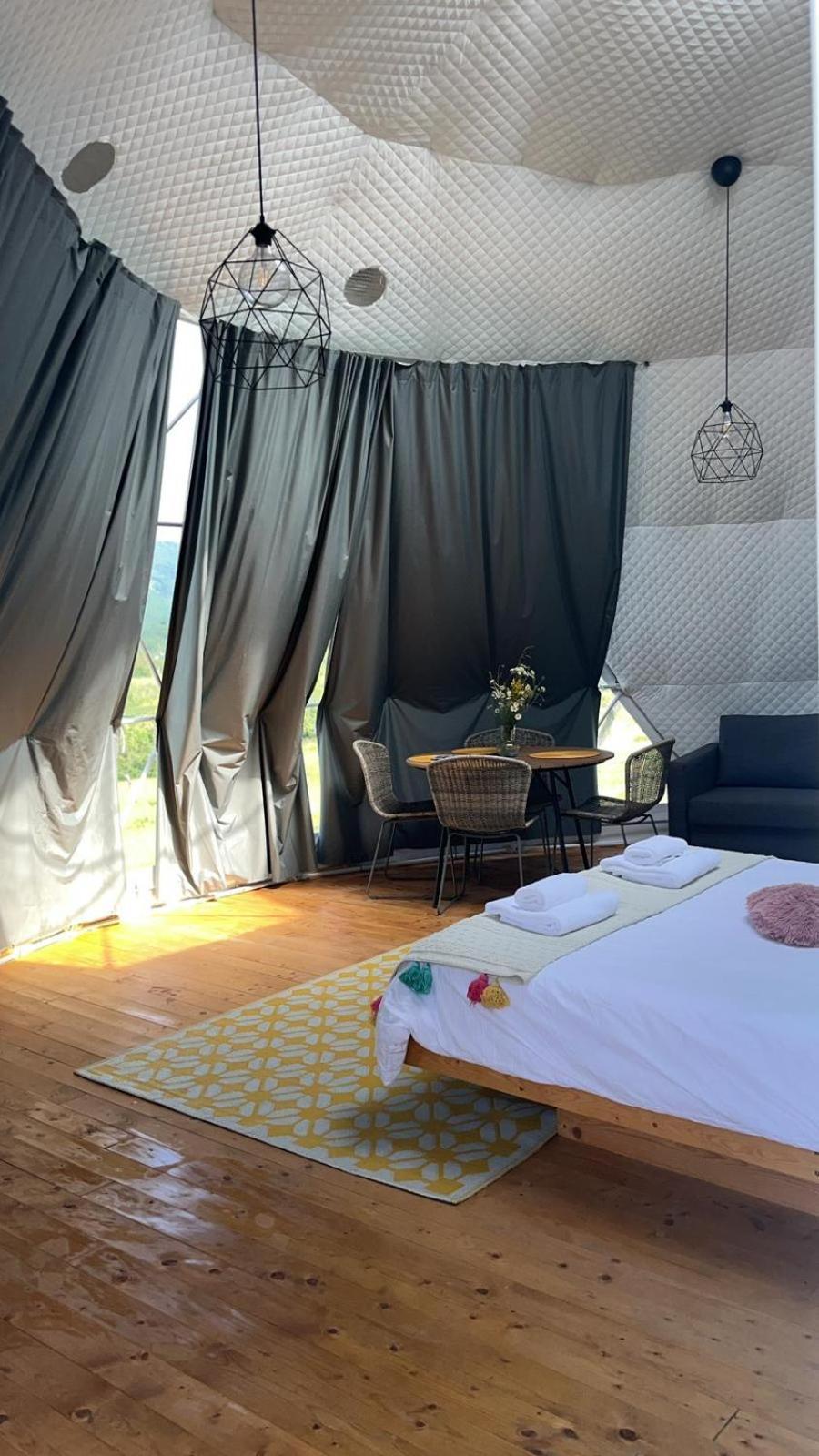 Starry Dome - Manta'S Retreat Glamping Cornereva Hotel Exterior foto