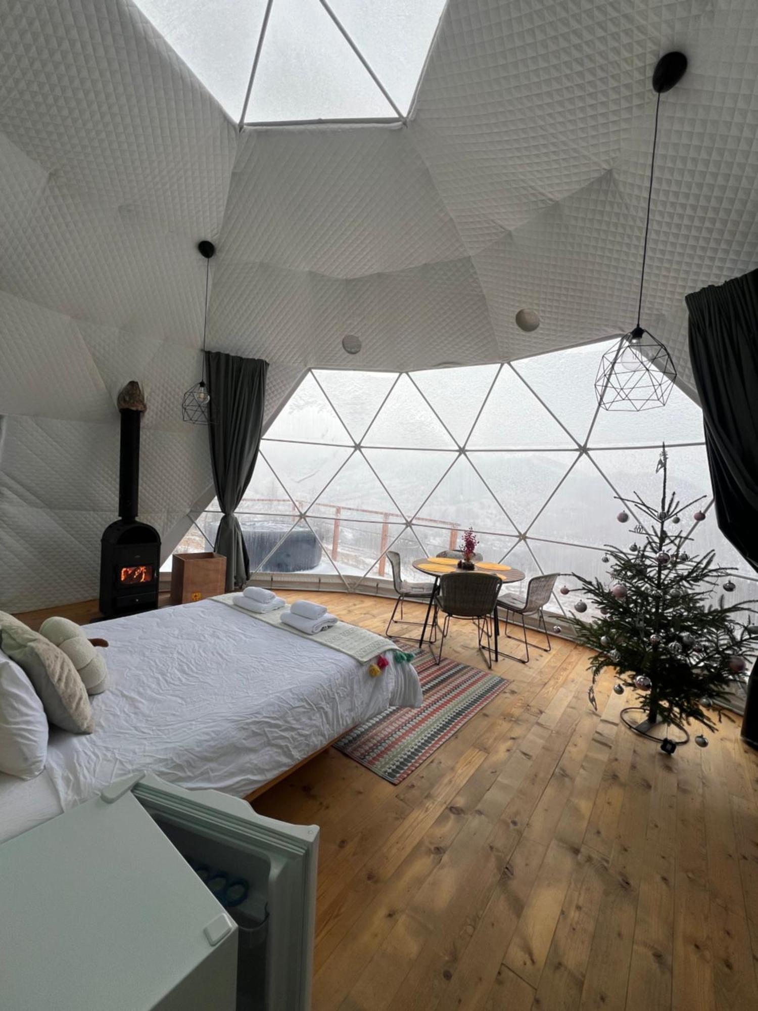Starry Dome - Manta'S Retreat Glamping Cornereva Hotel Exterior foto
