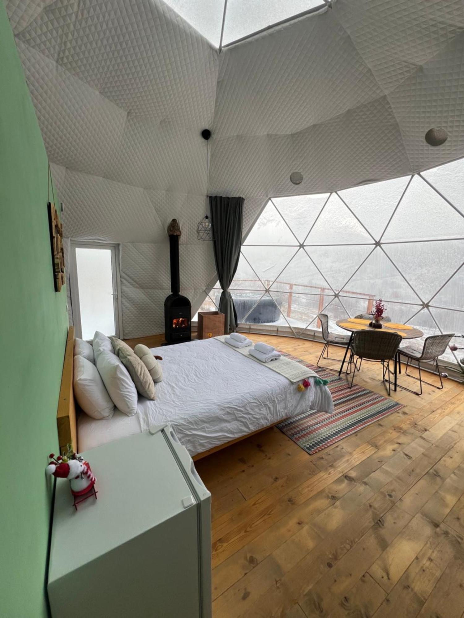 Starry Dome - Manta'S Retreat Glamping Cornereva Hotel Exterior foto