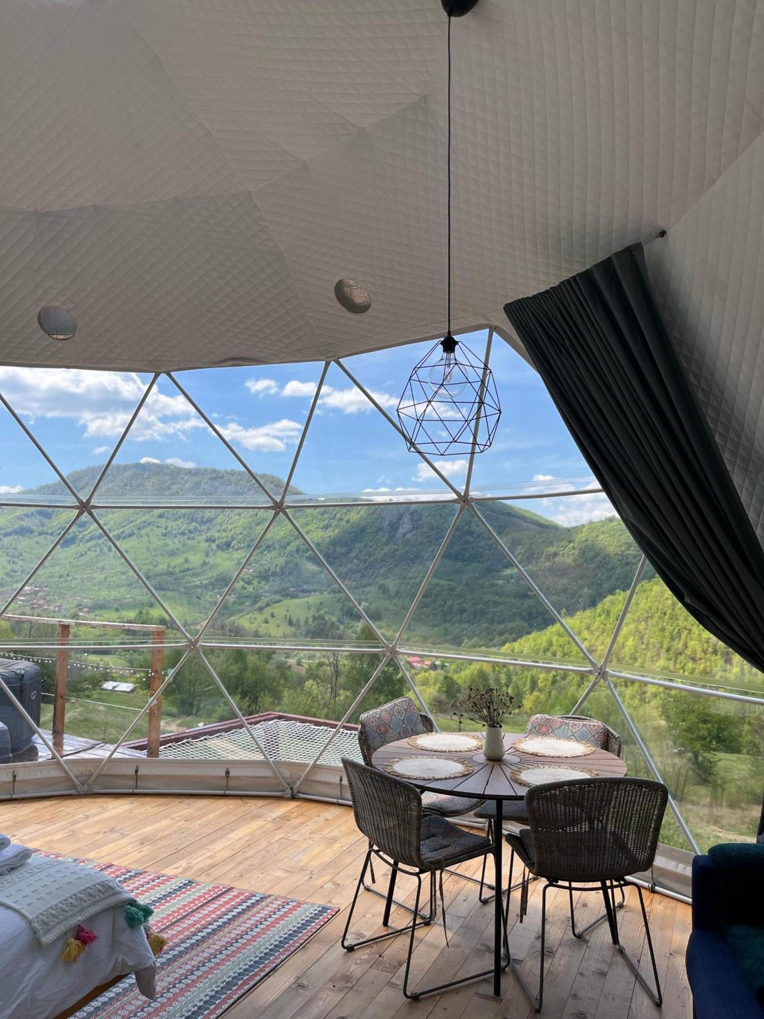 Starry Dome - Manta'S Retreat Glamping Cornereva Hotel Exterior foto